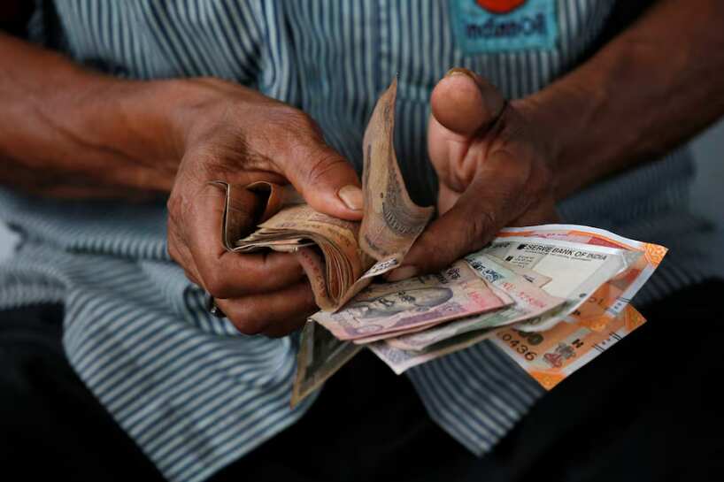 FPIs infuse over Rs 40,000 crore in equities on strong economic growth