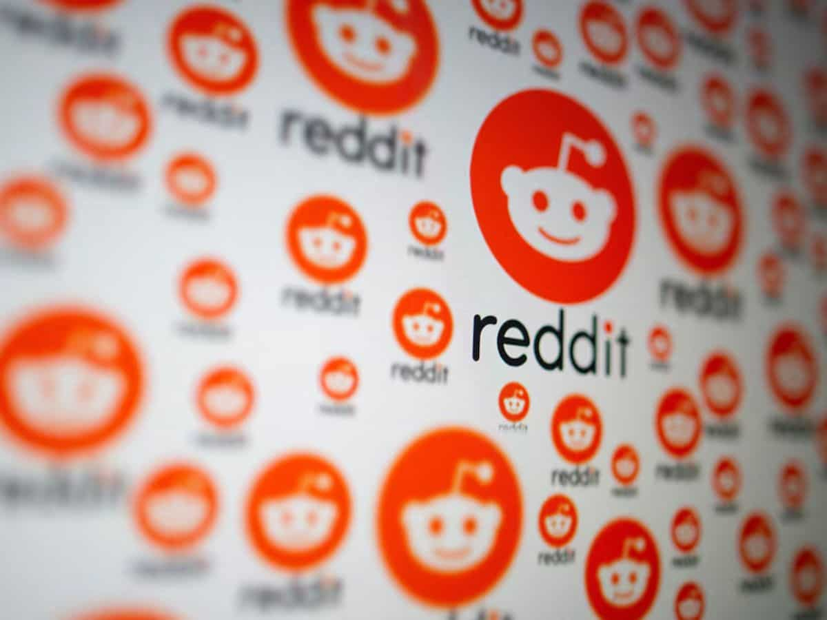 Reddit shares end trading up 48% in market debut