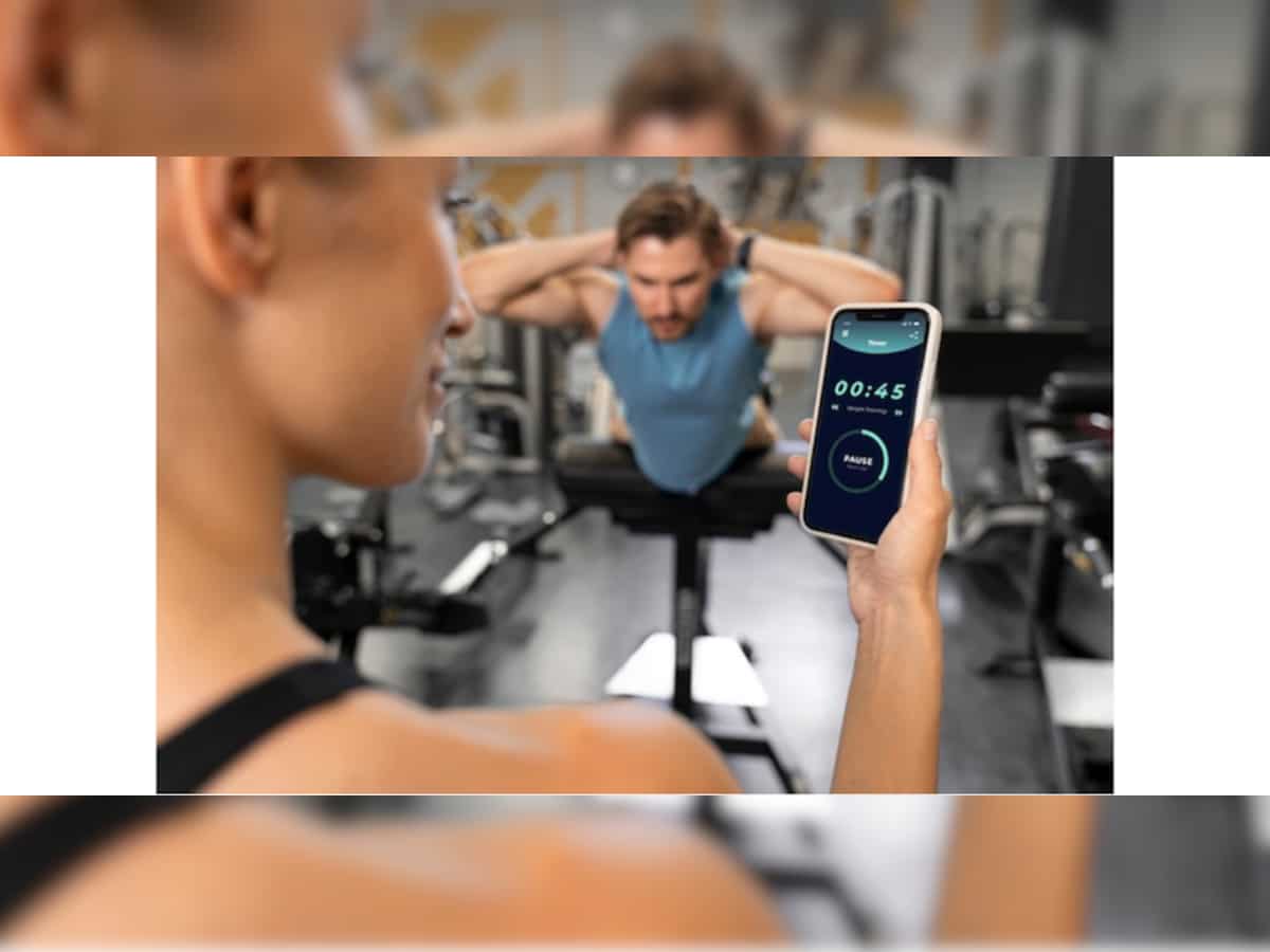 Incorporating technology into fitness course: Apps and gadgets that really work
