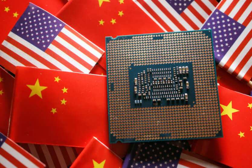 China blocks use of Intel and AMD chips in government computers, FT reports