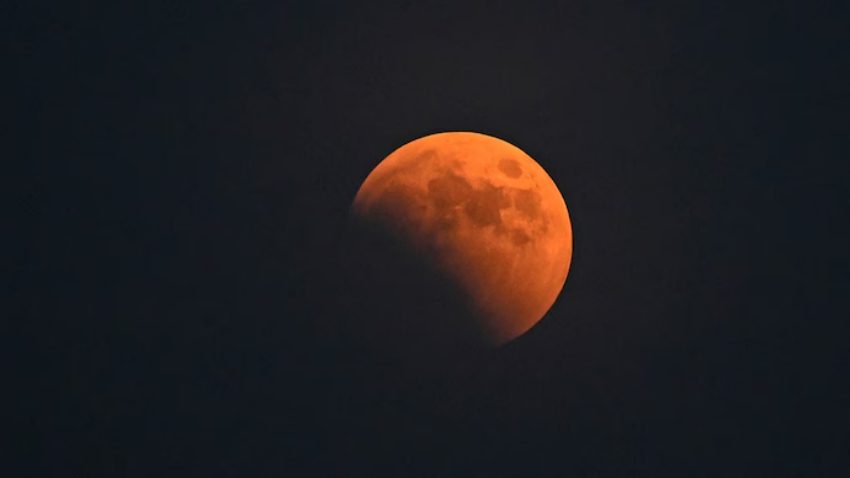 Chandra Grahan 2024 What Is Lunar Eclipse What Happens To Earth Moon Chandra grahan 2024 what is lunar eclipse what happens to earth moon
