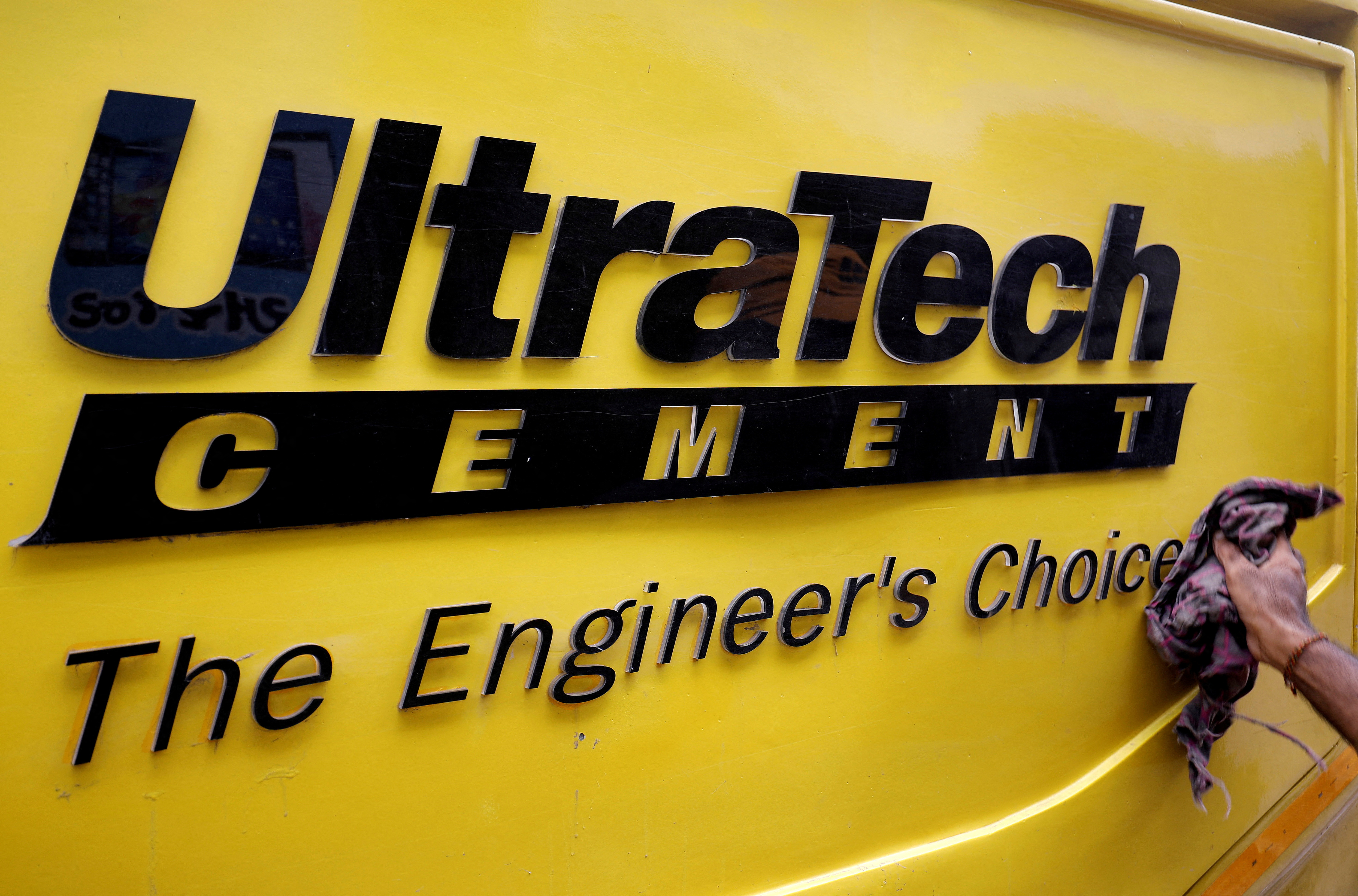 UltraTech Cement to acquire 26% equity shares of