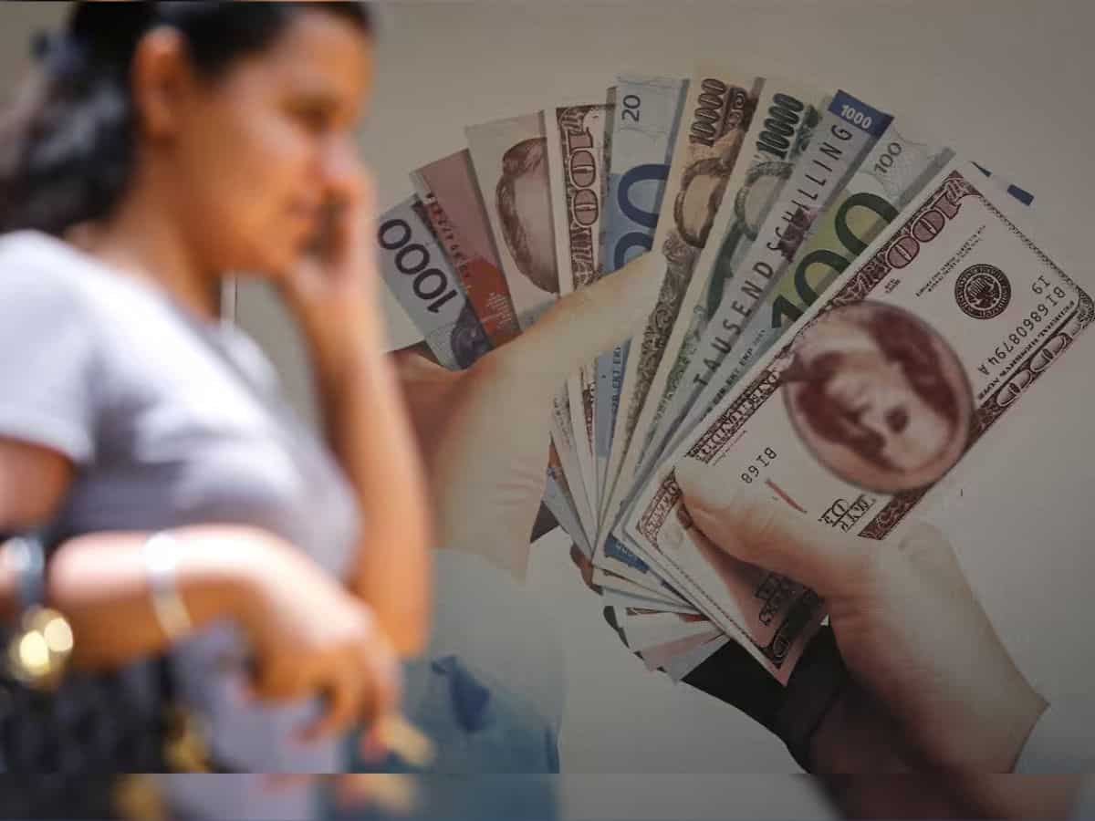 India's forex reserves rise by $140 million to hit fresh peak of $642.63 billion