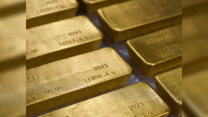 Gold hits record high as soft US data cements June rate cut bets