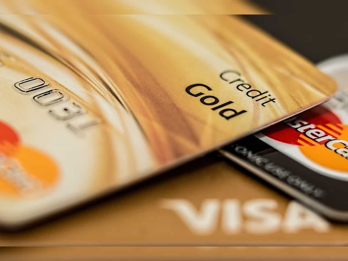 Credit Card Cash Advance: What is it? How its misuse can lead you to significant losses?