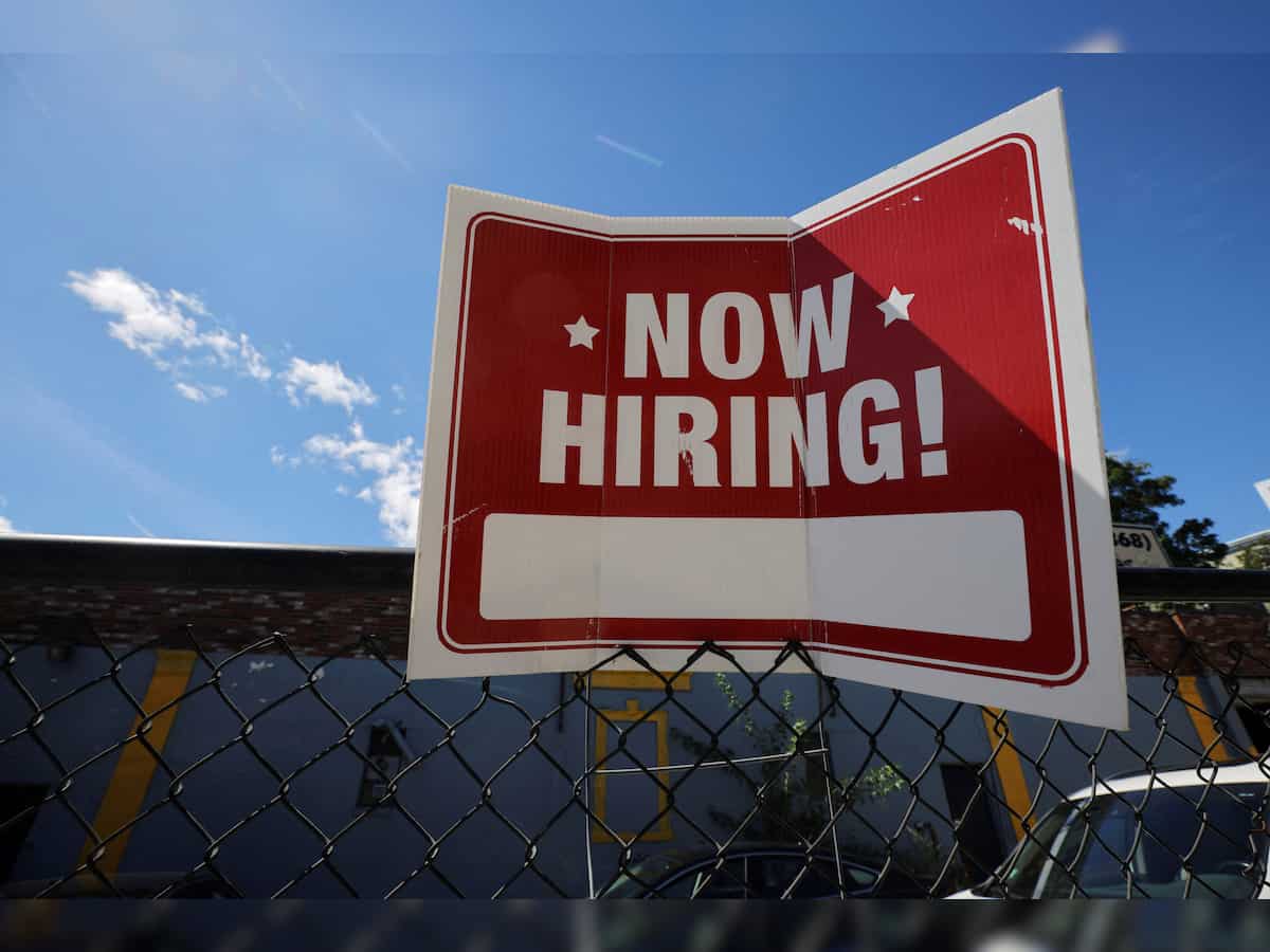 Hiring down 4% in March year-on-year; rise in white-collar gig work: Report