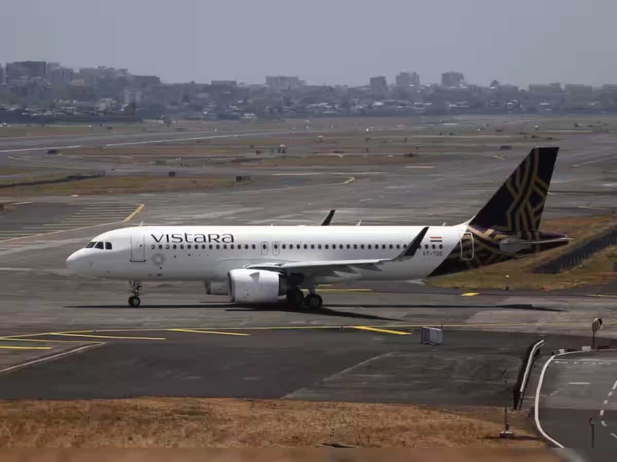 Vistara Flight Cancellation: Tata Group airline apologises to flyers, says operations to stabilise by weekend