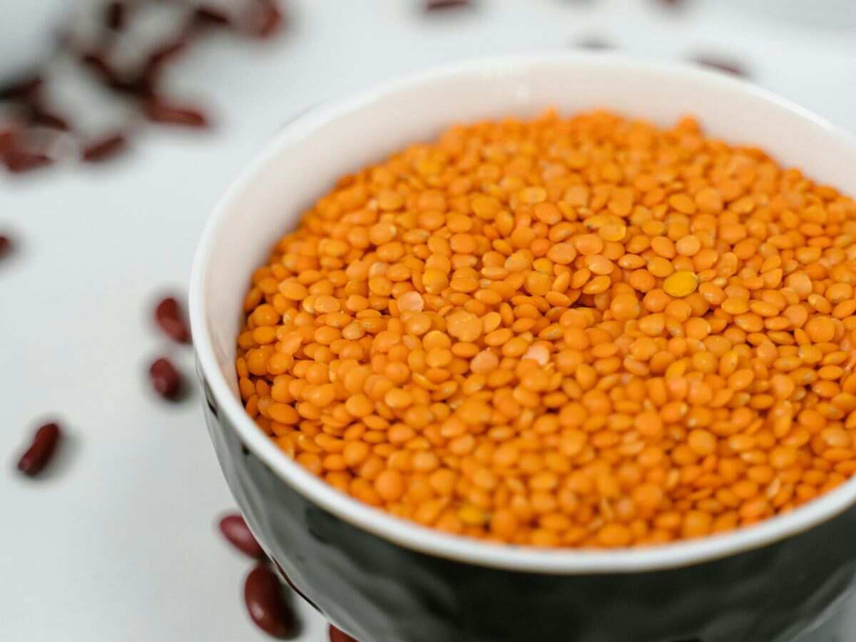 Zee Business Exclusive: Centre plans action to curb retail prices of pulses,  say sources | Zee Business