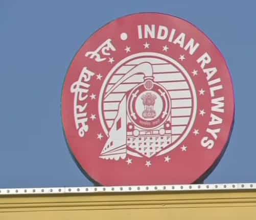 Indian Railway train ticket booking -  Book your seat as per your choice