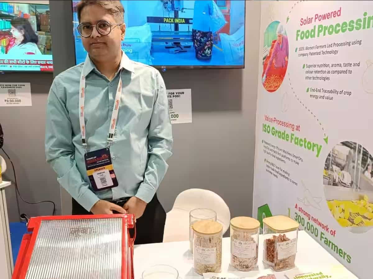  Moomba: This startup generates Rs 200 crore revenue by selling dried onions and tomatoes