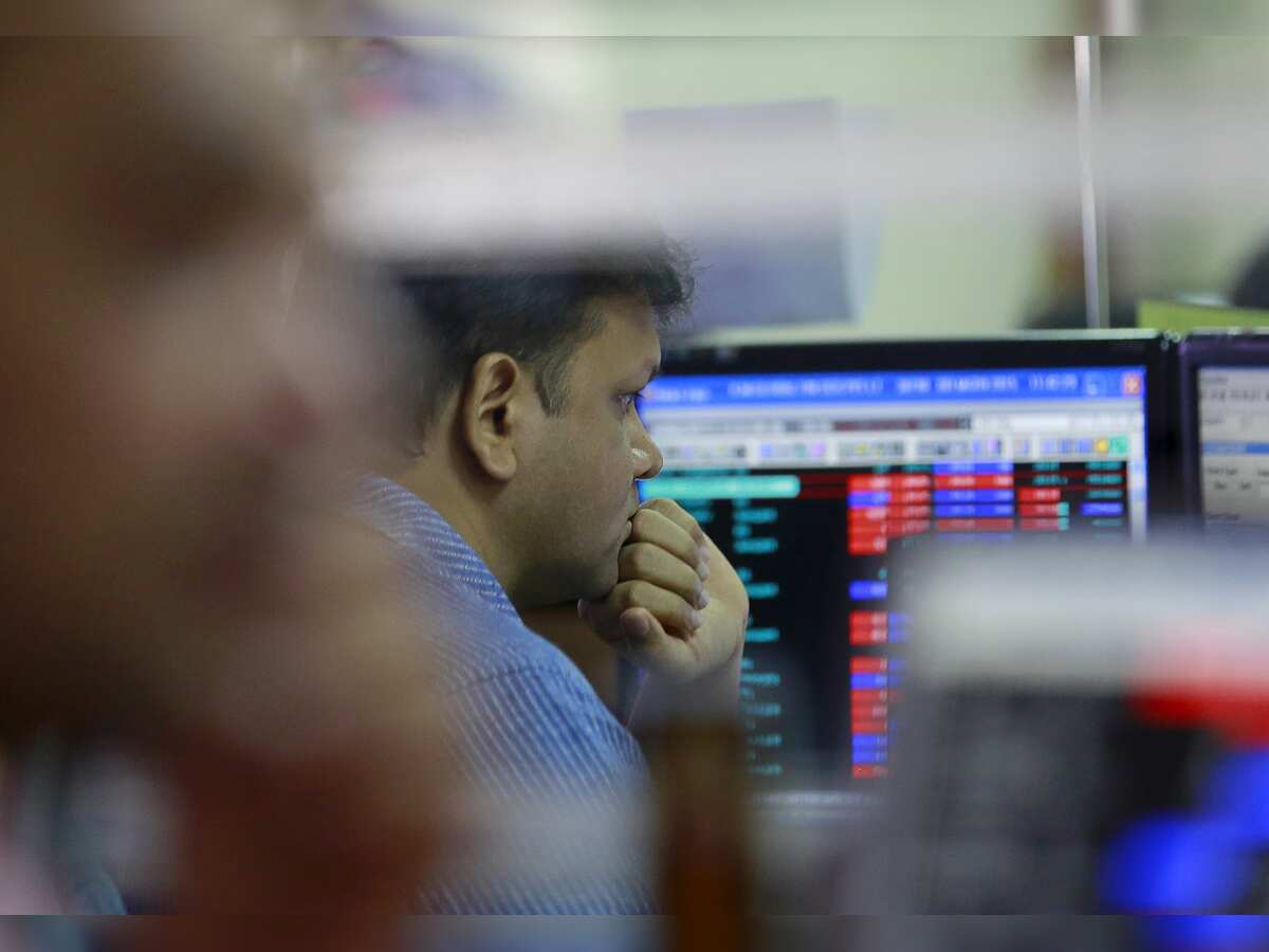 Four days of market crash wipes out Rs 9.30 lakh crore from investors' wealth