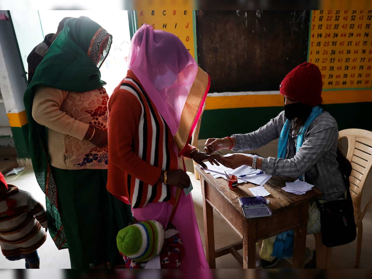 Lok Sabha polls: Voter turnout crosses 66% mark in Tripura, West Bengal in 8 hours