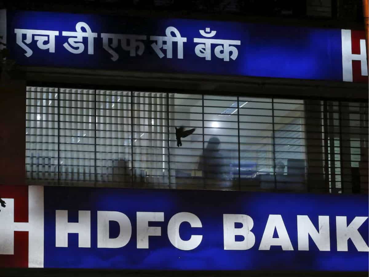 Should you buy, sell or hold HDFC Bank?