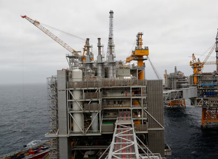 Equinor Q1 profit beats forecast