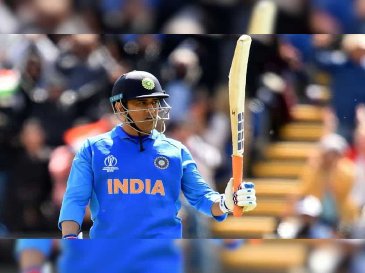 Beware! Scammer portraying as MS Dhoni asks for Rs 600 as help from fans; DoT alerts users