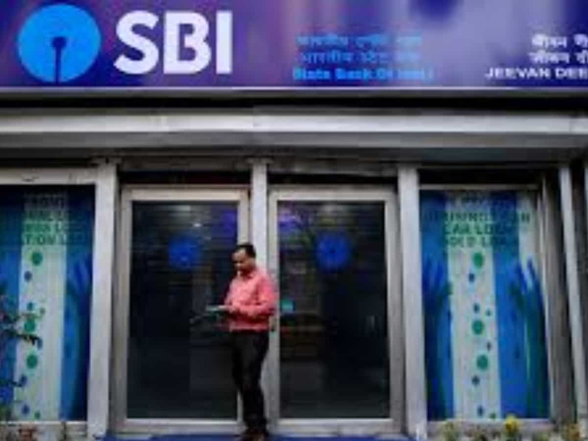 SBI shares climb new ATH mirroring new record high scaled on Nifty PSU Bank index