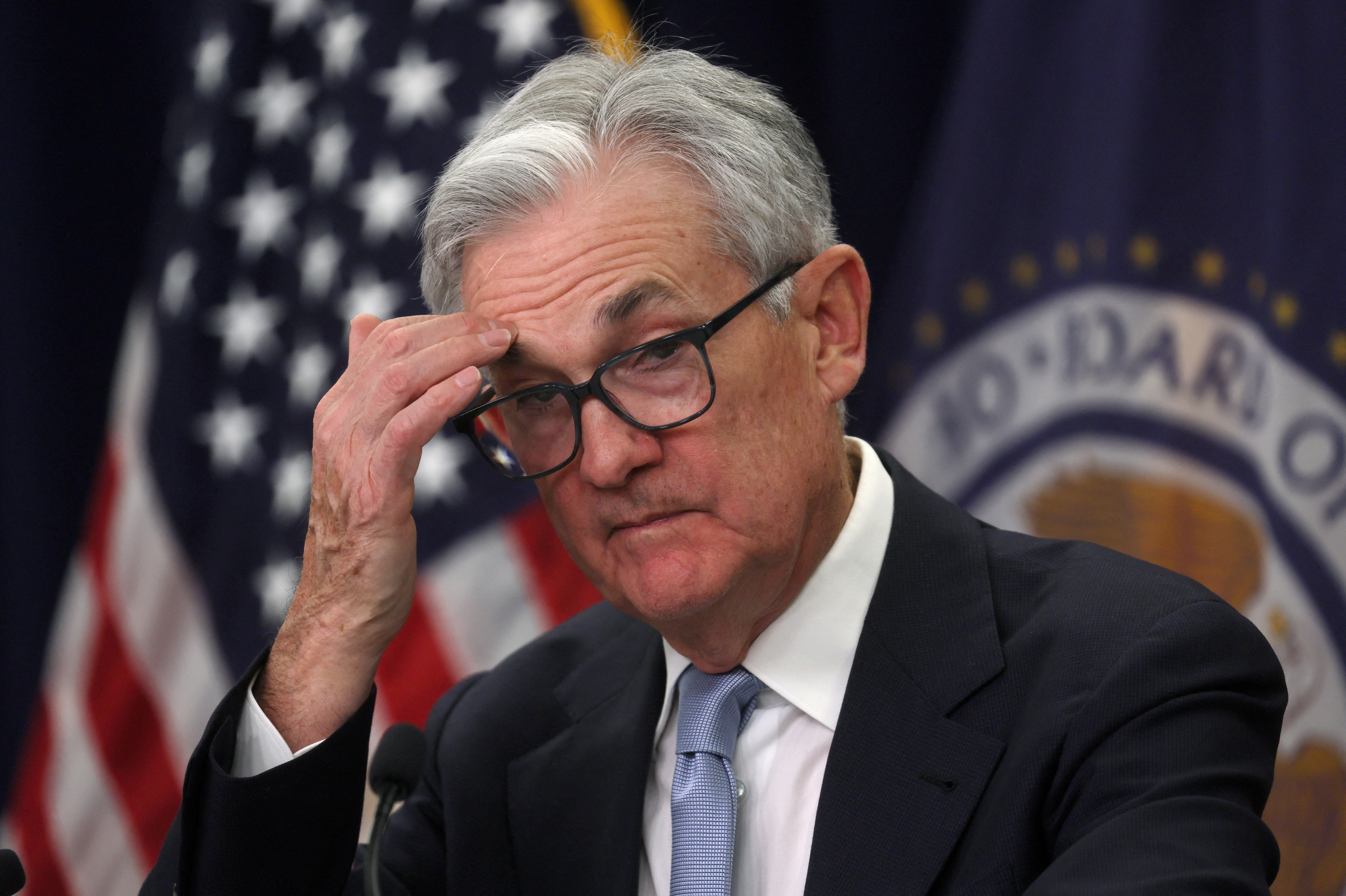 Fed's preferred inflation gauge shows price pressures stayed