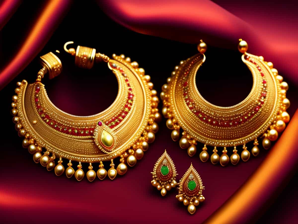 Global gold demand remains robust in Q1 2024; investment demand in India, China grows amid surge in price: WGC report
