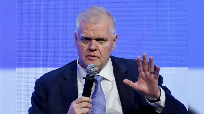 HSBC CEO Noel Quinn steps down