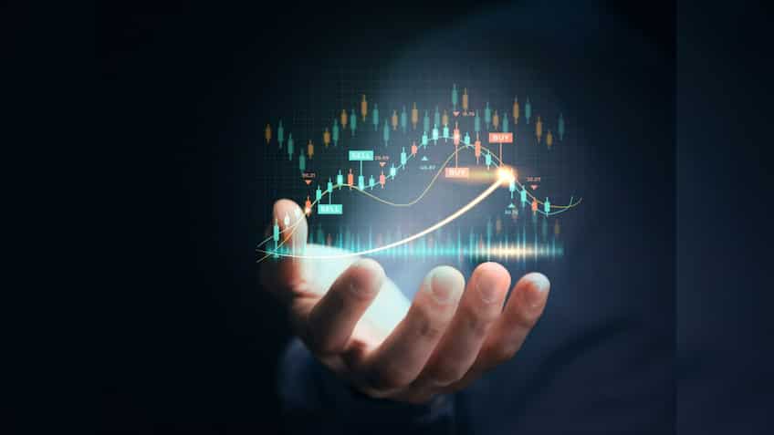 IOC shares decline over 4% as net profit halves in Q4