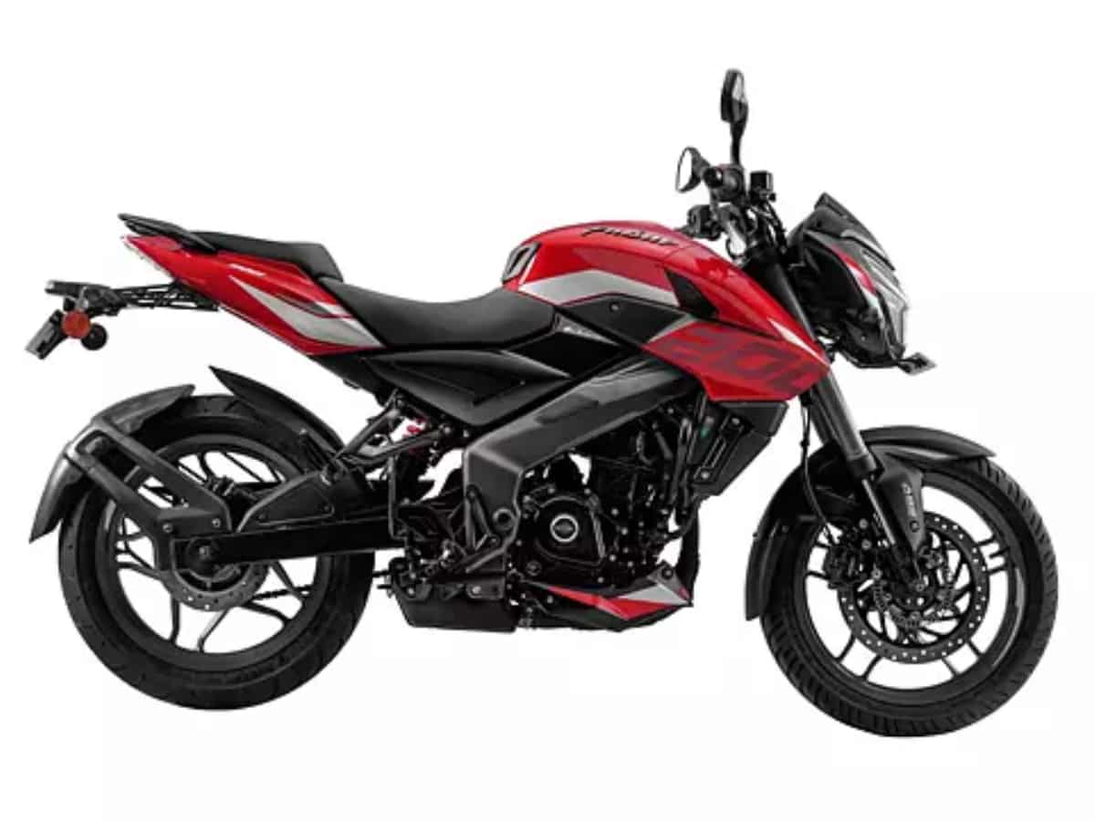 Bajaj launches the Pulsar NS400Z at Rs 1.85 lakh; A sneak peek into its features