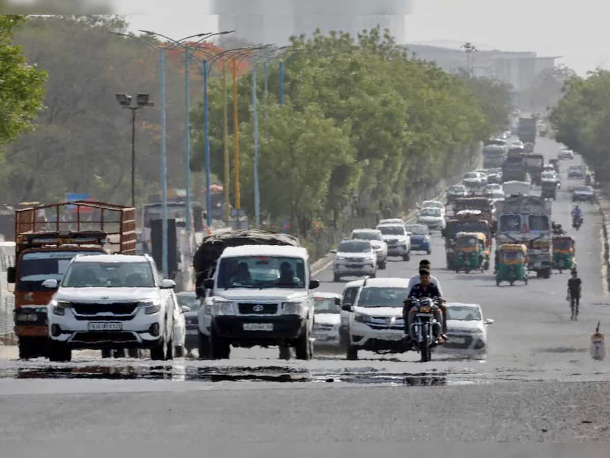 Delhi weather update: Maximum temperature in city likely to be 41 degree celsius