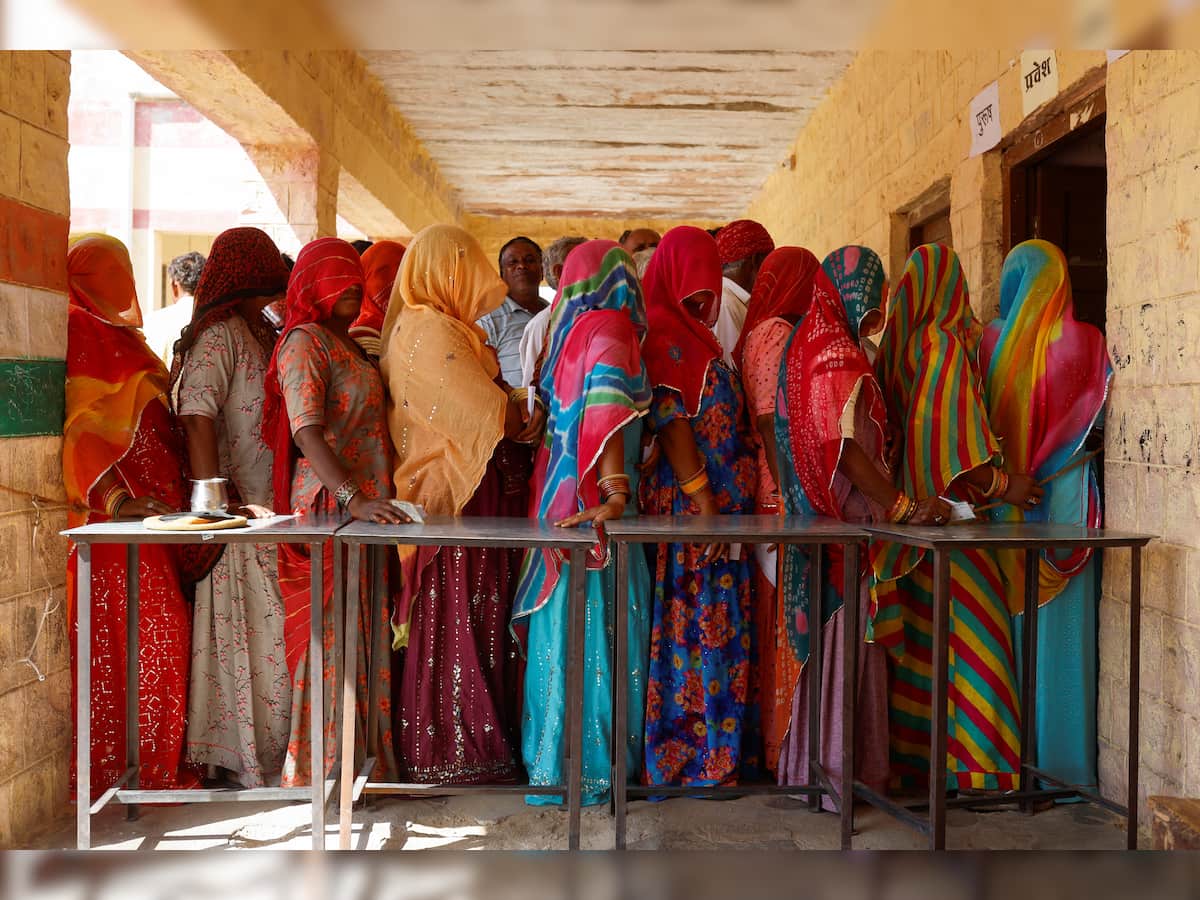 Lok Sabha Elections: 30.21 percent polling till 11 am in nine LS seats of Madhya Pradesh