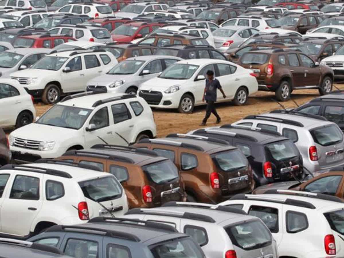 Domestic automobile retail sales surge 27% in April: FADA