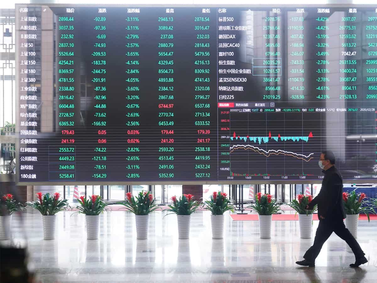 Asian Markets News: Shares subdued as China trade eyed, yen steadies after recent falls