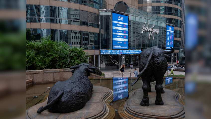 Asian Markets News | Stocks rally on renewed global rate cut optimism