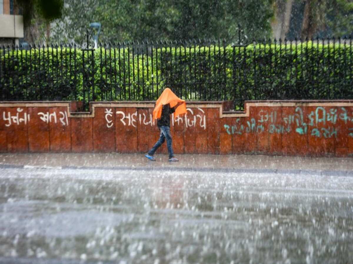Weather Update: IMD predicts rain, thunderstorms across country after dust storm wreaks havoc in Delhi