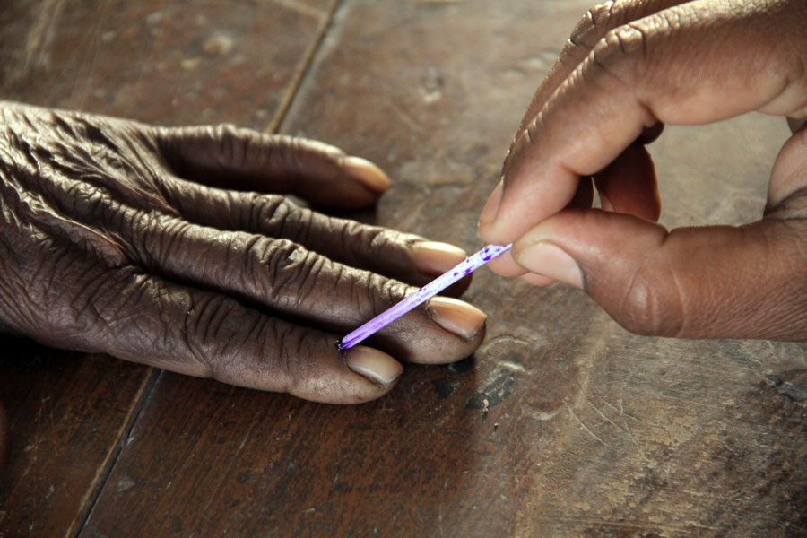 J-K: Srinagar Lok Sabha constituency to vote on