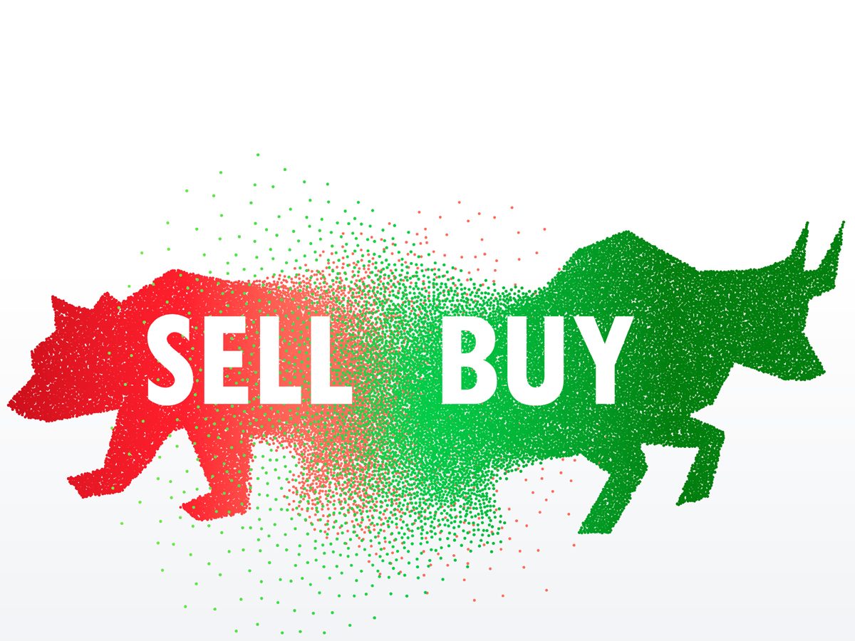 Traders' Diary: Buy, sell or hold strategy on