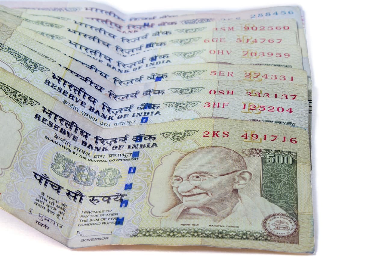 SBI FD Calculator: After revised fixed deposit interest rates, here's what Rs 1 lakh investment will give you on maturity in different schemes