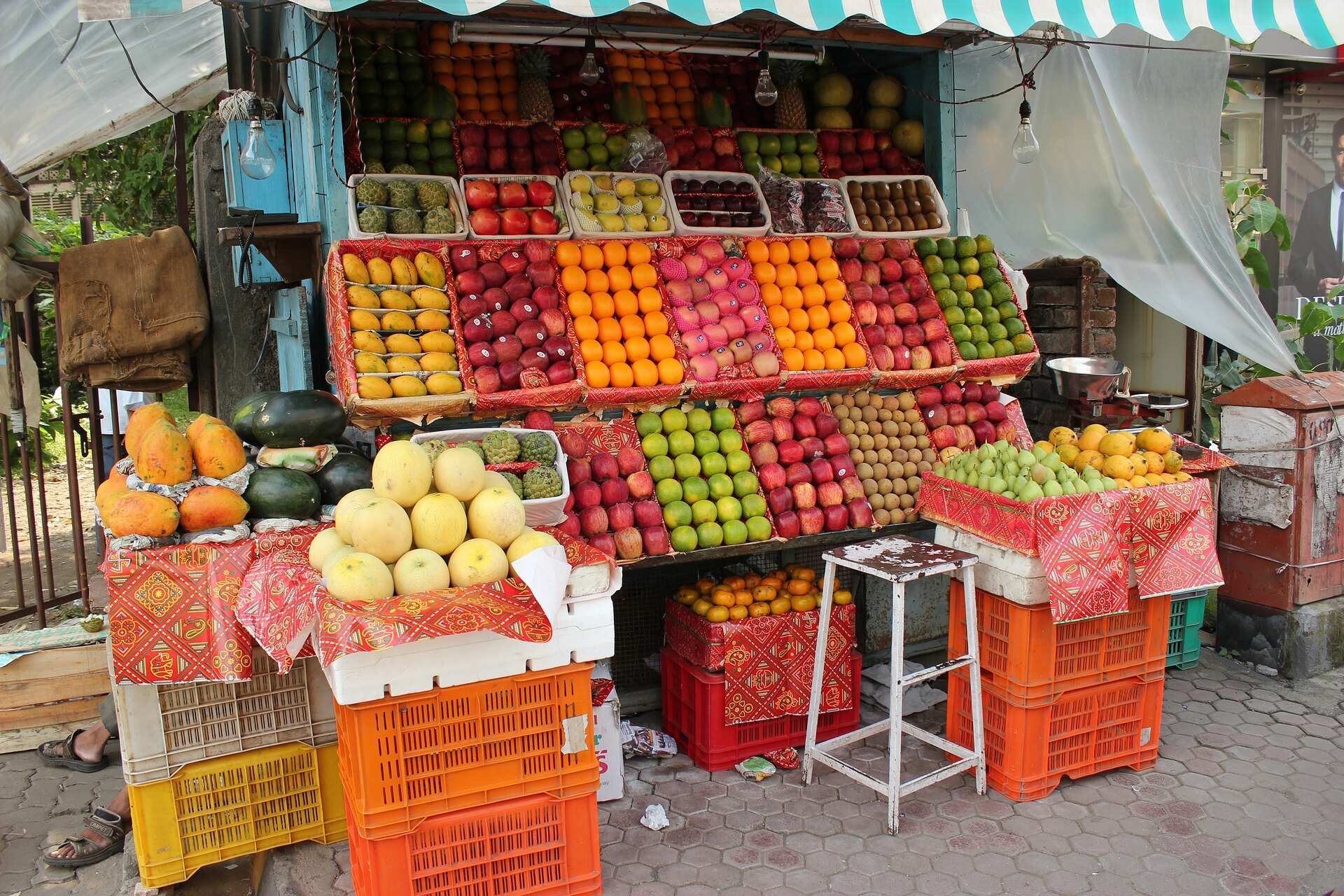 FSSAI asks fruit traders, food business operators not to use banned product 'calcium carbide' for fruit ripening