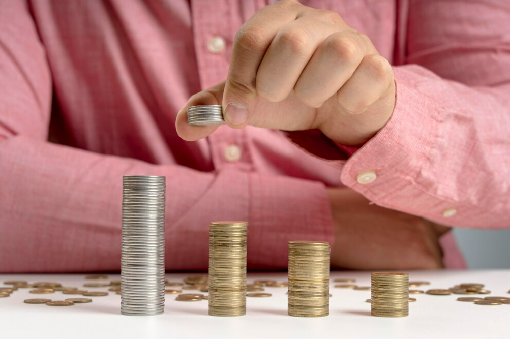 Mutual Funds invest Rs 1.3 lakh crore in
