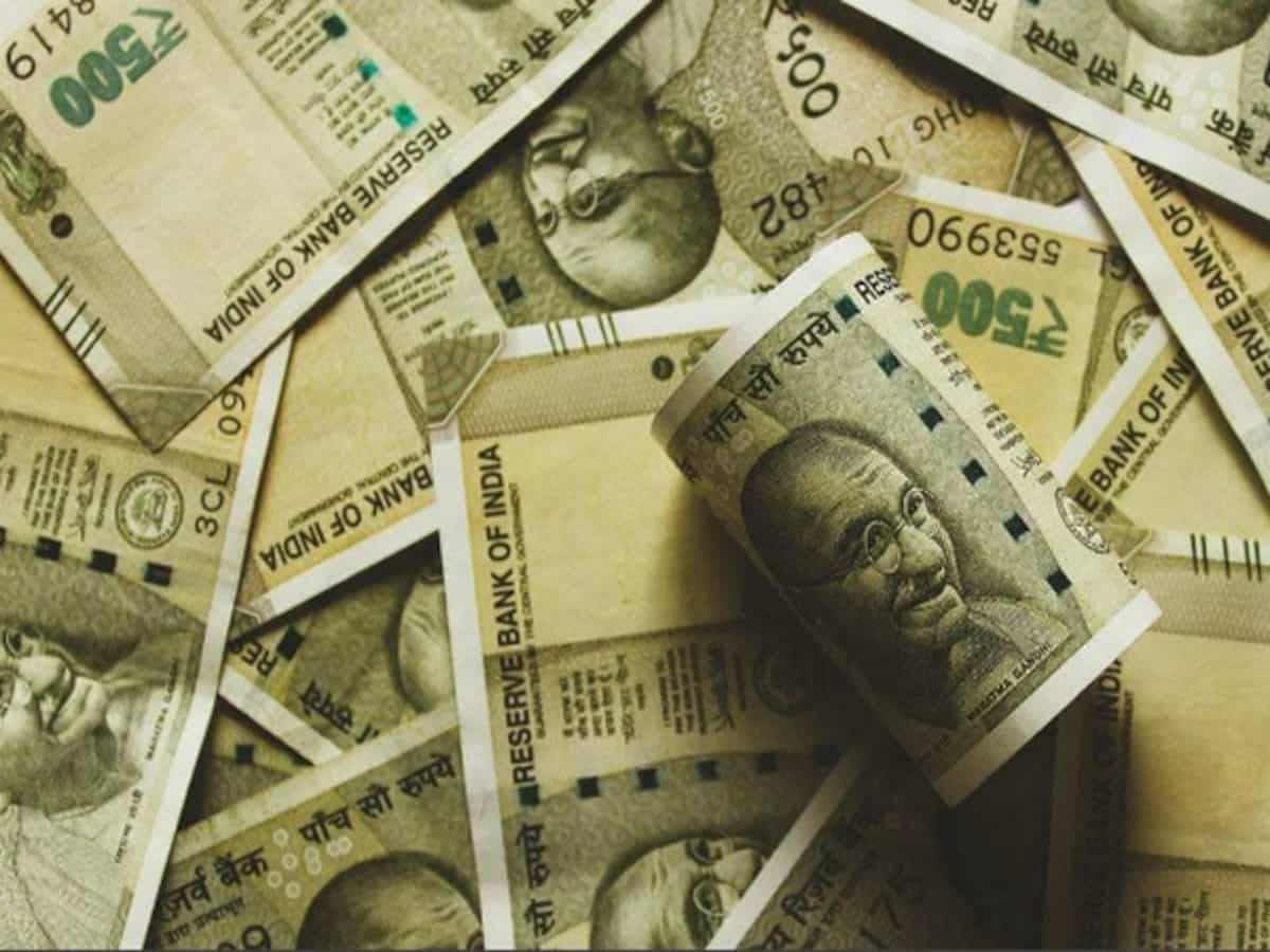 Rupee rises 7 paise to 83.24 against US dollar in early trade 