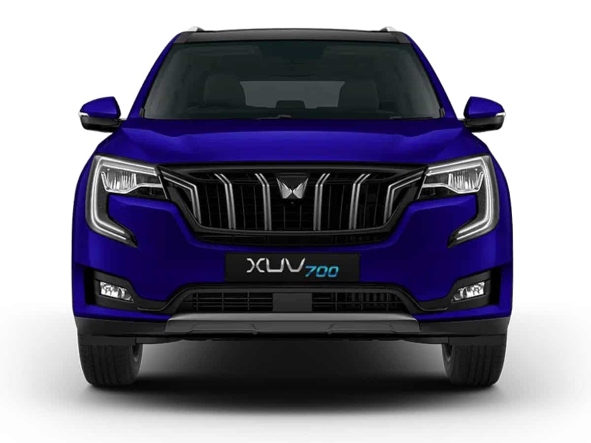 Mahindra launches XUV700 AX5 select: Check prce, features, specs