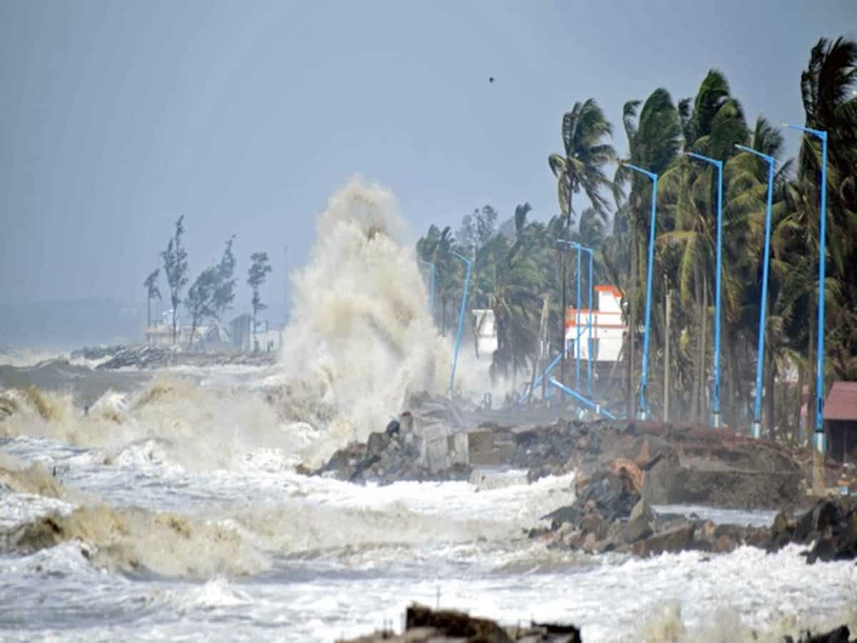 Cyclone 'Remal' intensifies into severe cyclonic storm; flights cancelled from and to Kolkata 