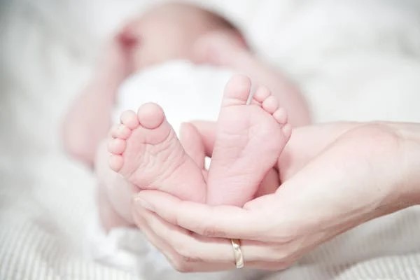 Maternal Covid infection may raise social and breathing troubles in babies