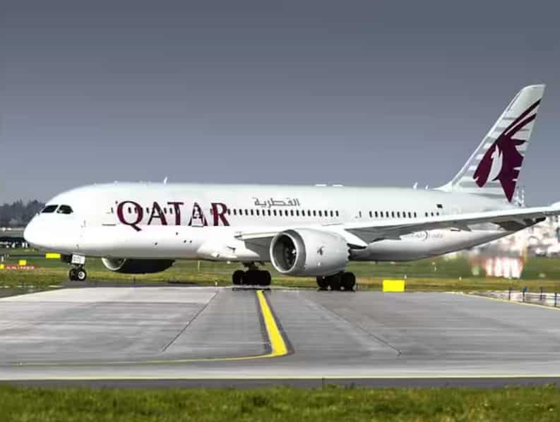 Several people injured after Qatar Airways plane hits turbulence on way to Dublin