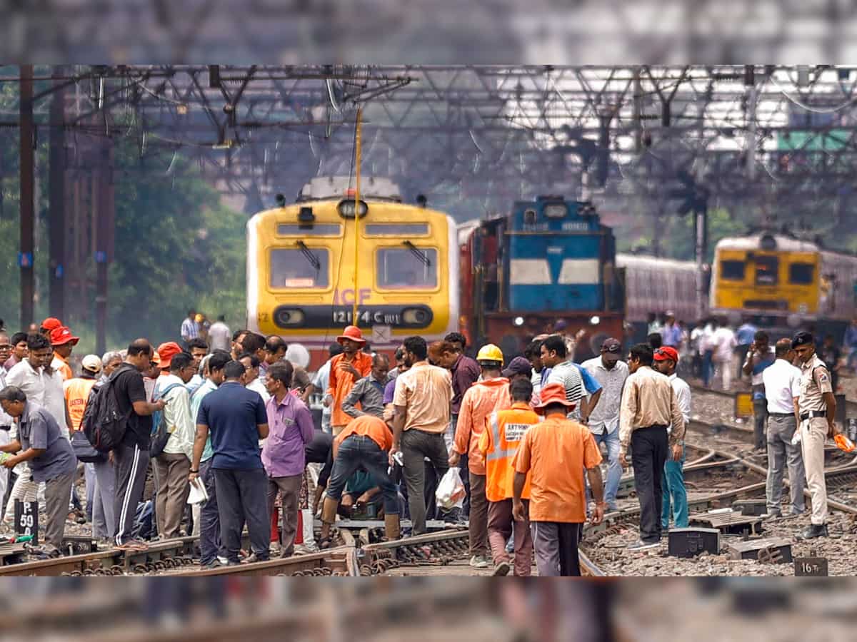 Goods train derails at Palghar railway station near Mumbai