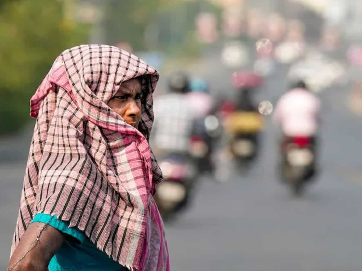 Heatwave in Delhi: National Capital continues to reel under searing heatwave, minimum temperature nears 30 degree Celsius