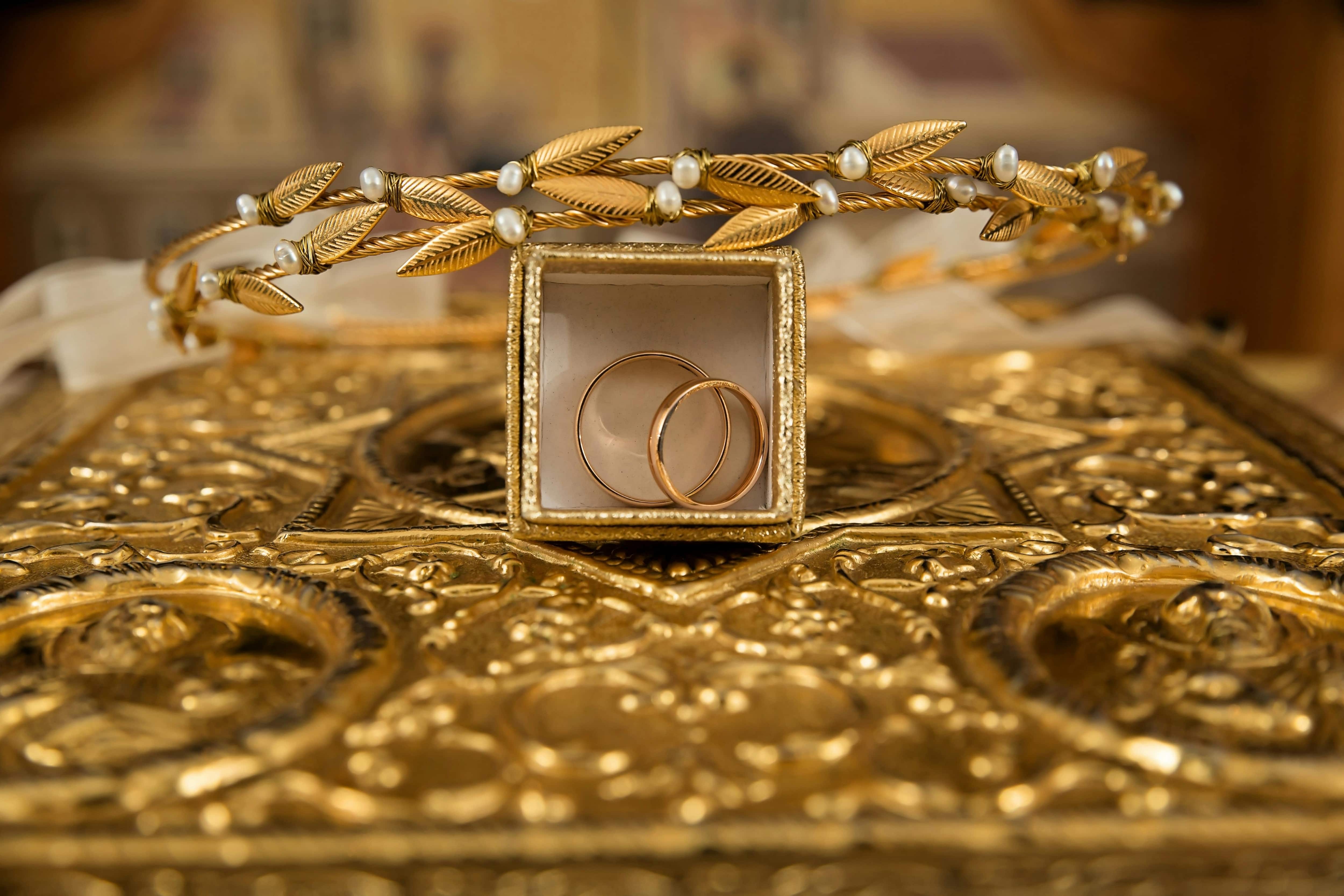 Should you buy gold & silver this month? 