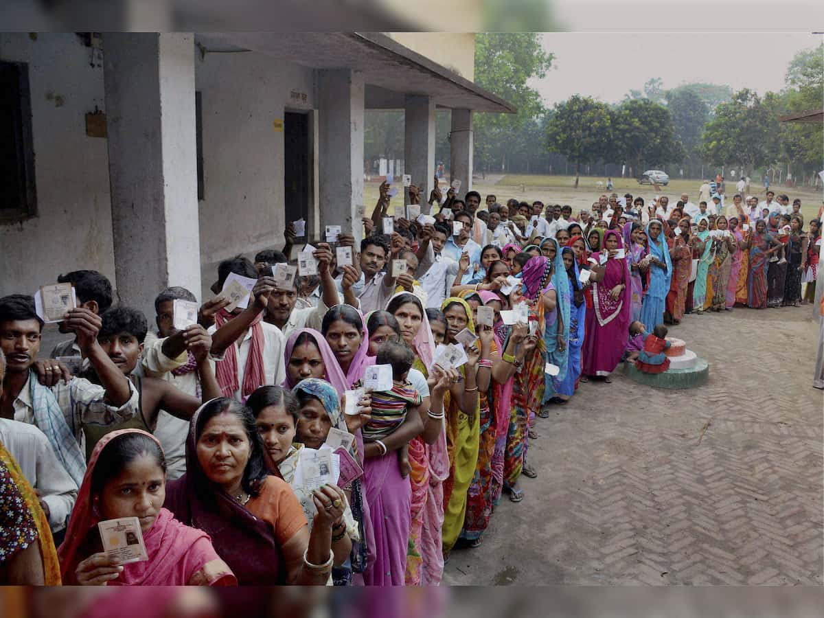 Madhya Pradesh Lok Sabha Election Result LIVE Updates: BJP ahead in all 29 seats; Jyotiraditya Scindia, Shivraj Singh Chouhan maintain lead