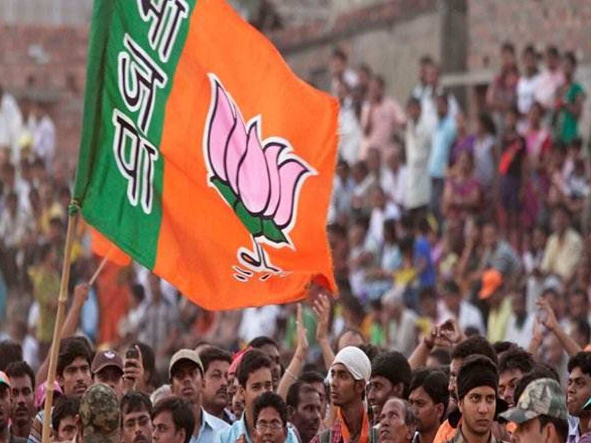 Karnataka Lok Sabha Election Result LIVE Updates: NDA leading on 18 seats; Rape accused Prajwal Revvana trailing with almost 36,000 votes
