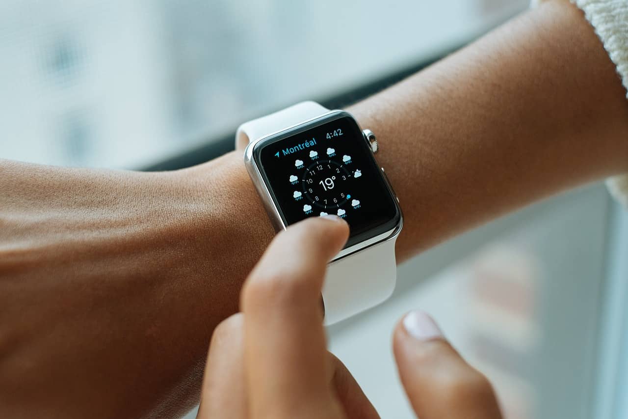 India's smartwatch market stagnates for 1st time, rises 0.3% in Q1: Report