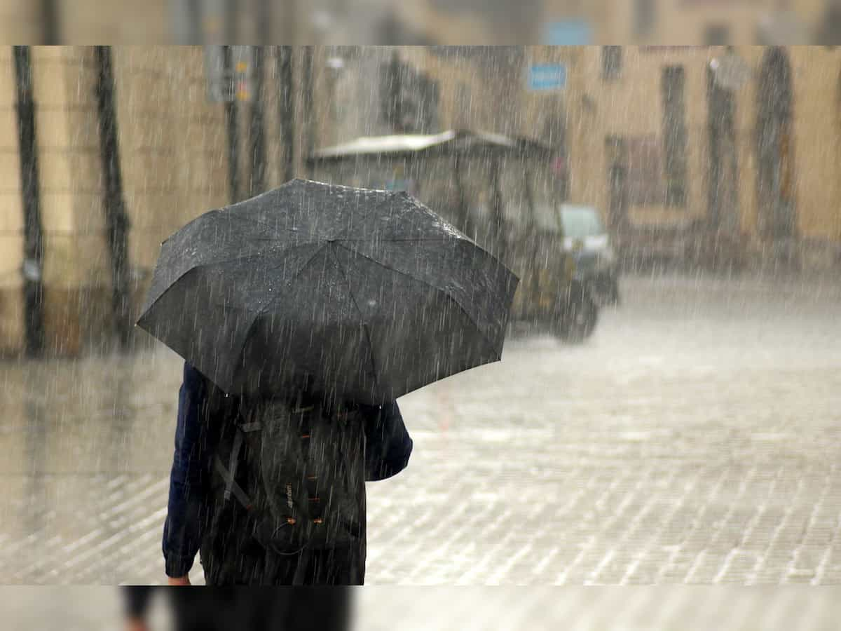 Weather Update: IMD predicts heavy rains in Kerala on THIS date