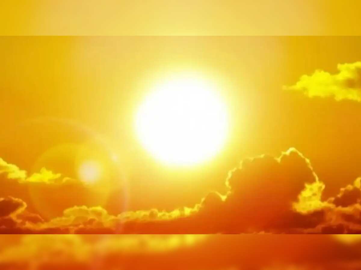 Delhi weather update: City's maximum temperature settles at 43.8 degrees Celsius