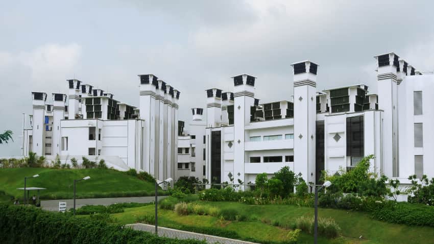 Torrent Pharma slips over 3.25% after its Gujarat facility receives Form 483 with 5 observations from US FDA